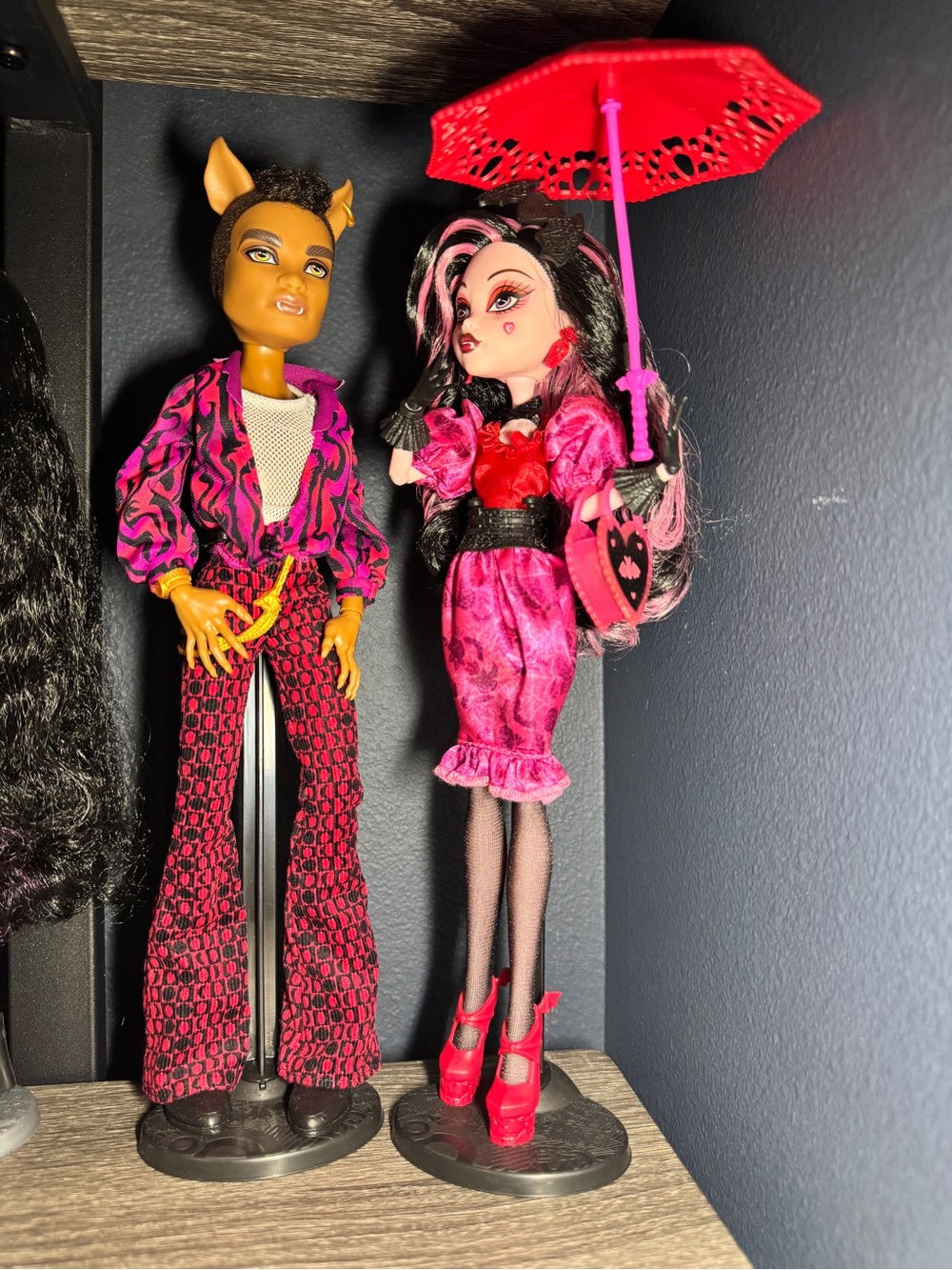 monster high Doll with Parasol and Heart Bag draculaura and clawd